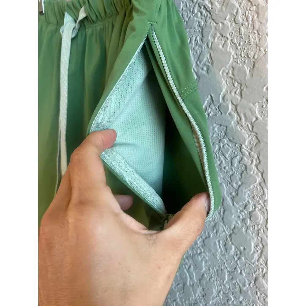 Fabletics The One Men’s Green Shorts size Medium 7” inseam unlined